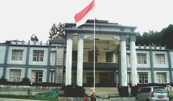 Illustrasi kantor walikota Sungaipenuh